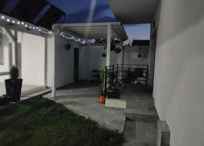 Konukevi La Fernando 3*