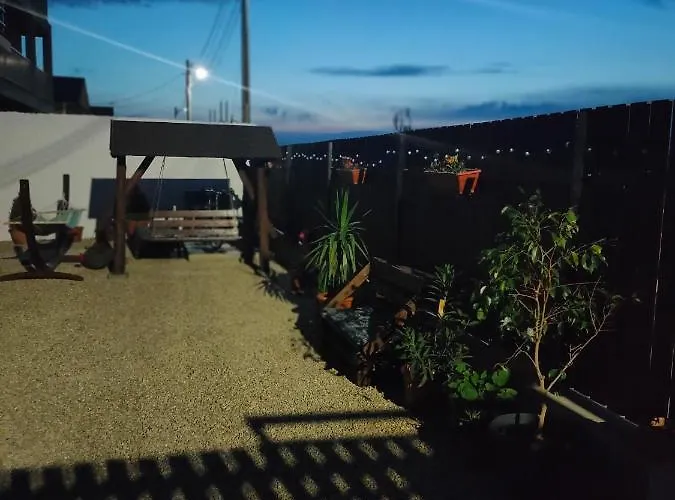 La Fernando Konukevi Tuzla