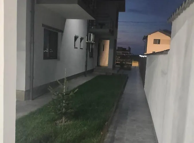 Konukevi La Fernando 3*