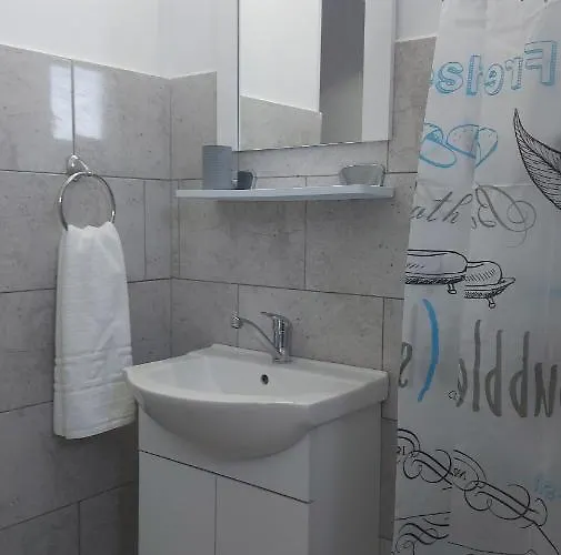 Konukevi La Fernando Tuzla