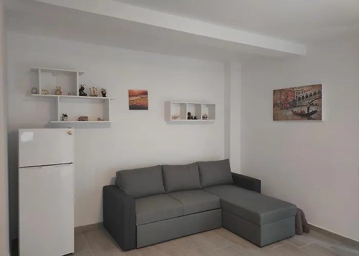 La Fernando 3* Tuzla