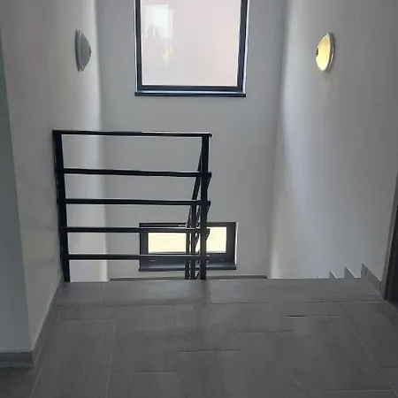 Гостевой дом La Fernando Тузла