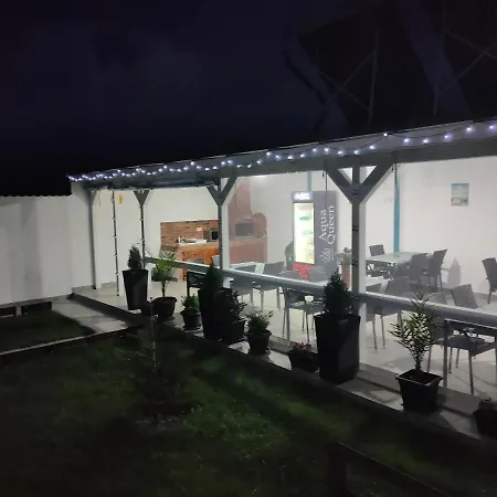 La Fernando بيت ضيافة توزلا