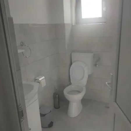 La Fernando توزلا